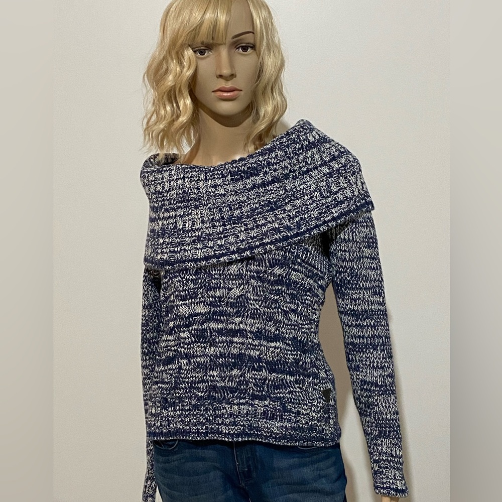 Beautiful Guess sweater
